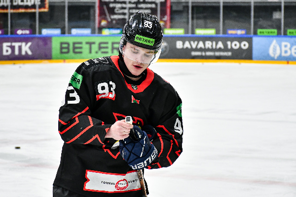 "Гомель" в третьем овертайме вырвал победу у "Шахтера" и сравнял счет в серии Кубка Президента