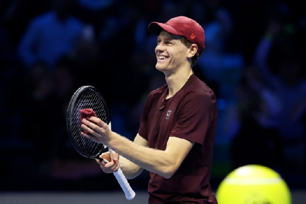 Янник Синнер одержал первую победу на Итоговом турнире ATP