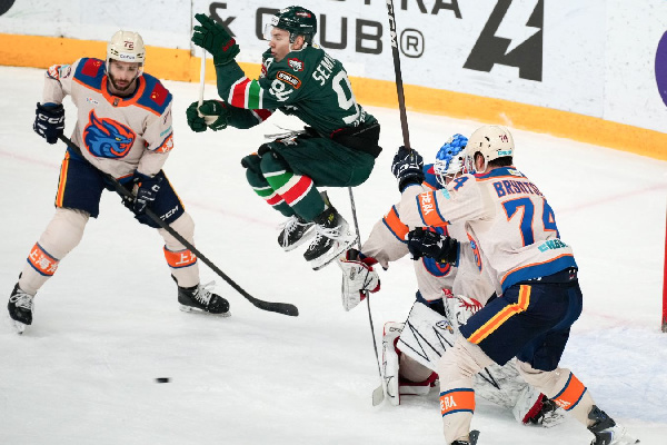 "Ак Барс" уверенно обыграл "Шанхайских Драконов" в матче КХЛ