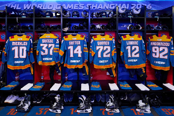 Команды КХЛ играют в Китае впервые за последние шесть лет