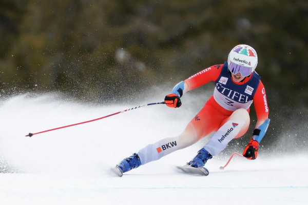 Двукратную олимпийскую чемпионку доставили ​​в больницу вертолетом после падения во время тренировки