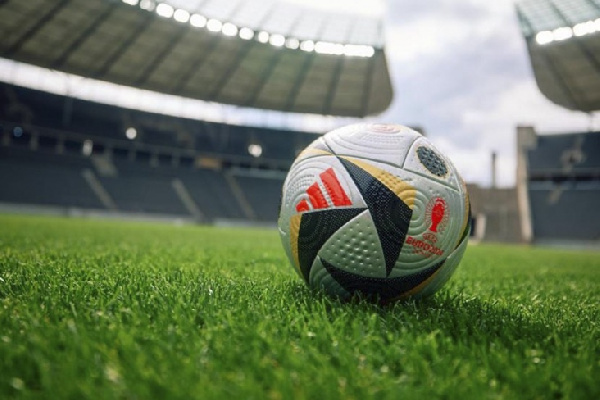 УЕФА показал мяч на решающие игры Евро-2024