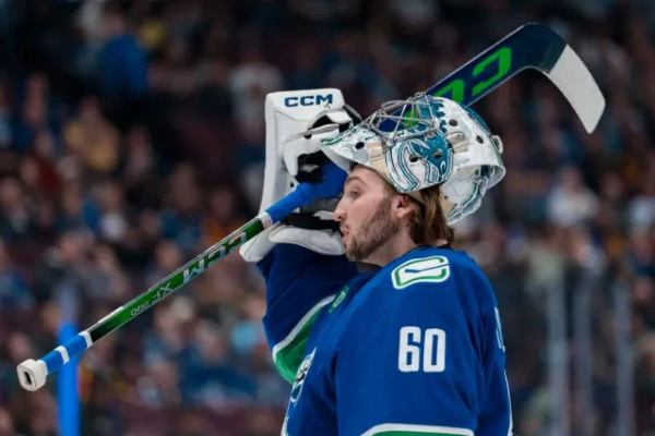 Главный тренер "Ванкувера" Фут оценил шансы Толопило сыграть в НХЛ в текущем сезоне