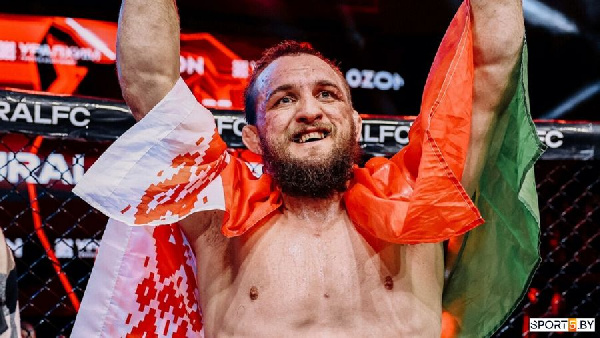 Влад "Белаз" Ковалев завоевал пояс чемпиона RCC!