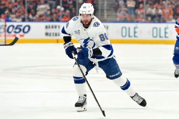 Российский нападающий признан первой звездой недели в НХЛ