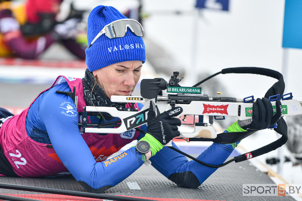 Анна Сола попала в цветочную церемонию в масс-старте на чемпионате России