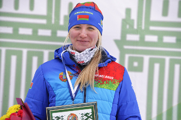 Анастасия Кулешова — чемпионка Спартакиады в гонке на 10 км свободным стилем