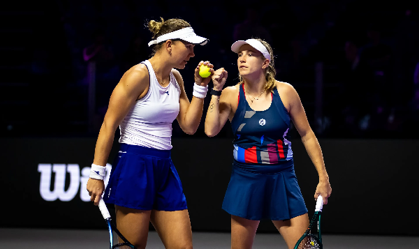Первый матч на Итоговом турнире WTA преподнёс сюрприз