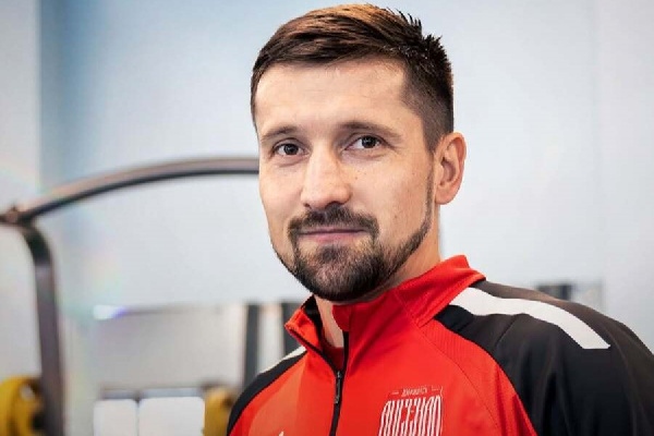 Защитник "Арсенала": "Без дождя на "Тракторе" играть сложновато"