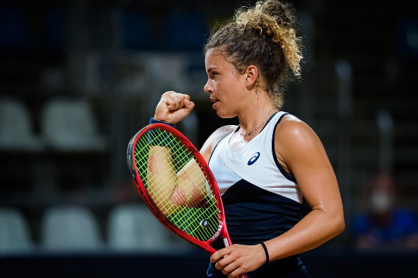 Паолини прошла Потапову во втором круге "тысячника" в Индиан-Уэллсе