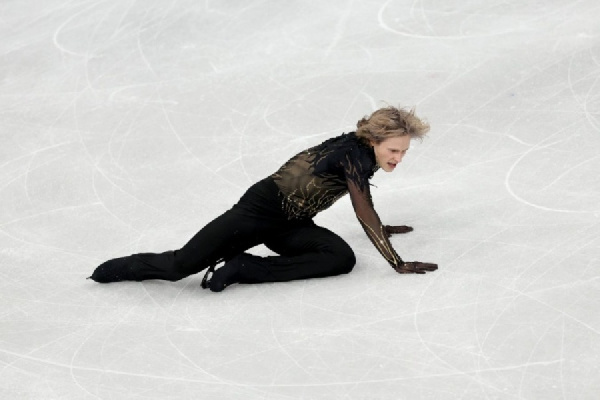 Фанаты Тейлор Свифт прошлись по Малинину после провального выступления на Олимпиаде