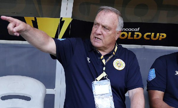 Есть чувство недосказанности: Дик Адвокат покинул пост главного тренера сборной Кюрасао