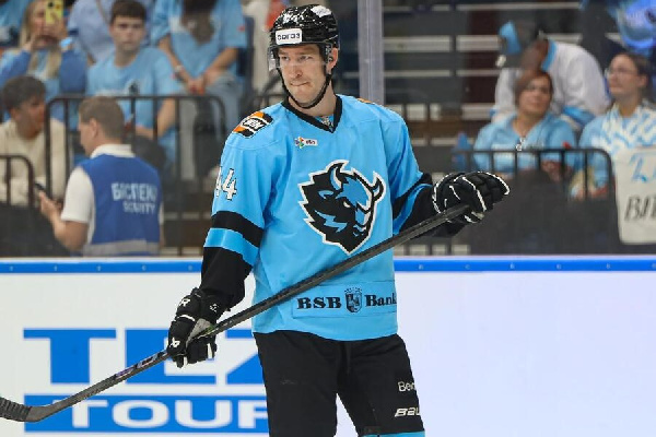 Защитник минского "Динамо" стал лучшим в истории КХЛ по уникальному показателю