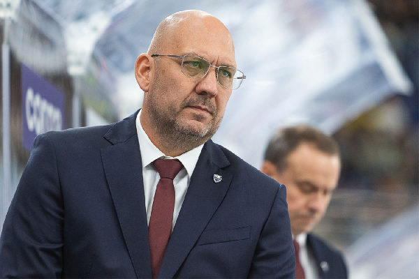 "Стыдно": Главный тренер "Лады" — о матче с "Шанхай Дрэгонс"