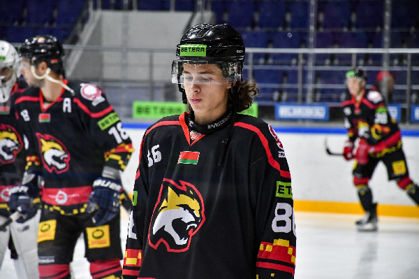 Артем Никитич о матче с "Металлургом": "У нас получилась первая половина игры, у соперника — вторая"