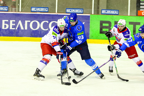 "Витебск" дома минимально уступил "Славутичу" в матче экстралиги
