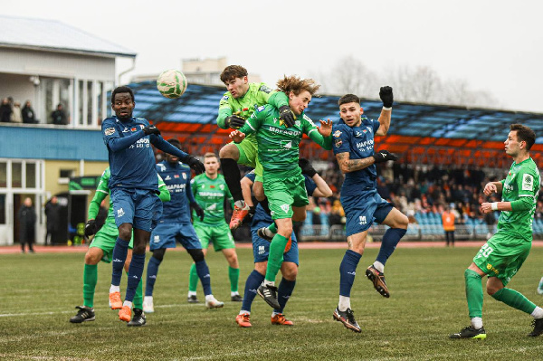 "Сморгонь" одержала важнейшую победу в высшей лиге, покинув зону стыковых матчей