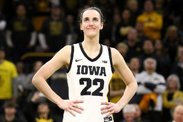 Мужчину, который преследовал баскетболистку WNBA, приговорили к 2.5 годам тюрьмы
