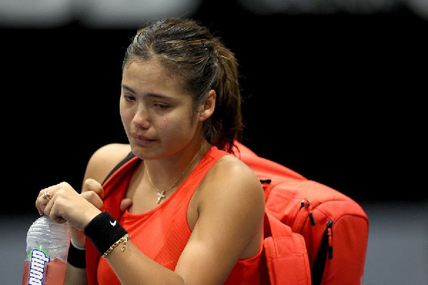Чемпионка US Open-2021 Эмма Радукану досрочно завершила сезон-2025