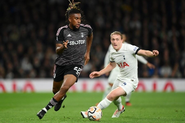 "Ман Сити" еле унес ноги, Лондон — черно-белый: Результаты субботних матчей в АПЛ