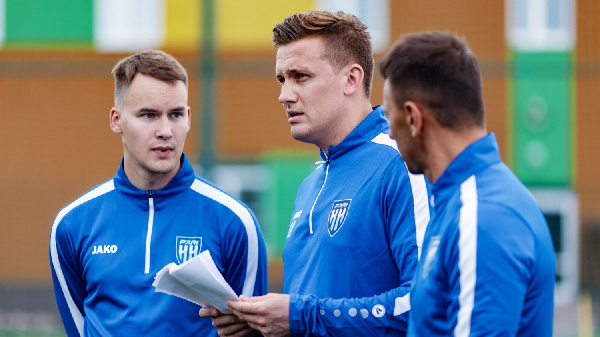 "Закрой рот и молчи!": Александр Мостовой жестко высказался об Алексее Шпилевском