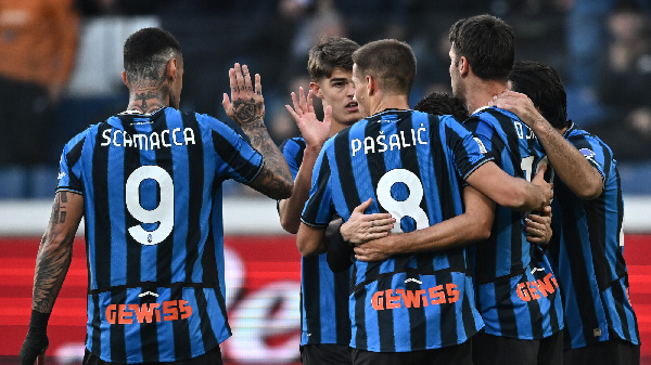 "Аталанта" прервала победную серию в чемпионате Италии, сыграв вничью с "Пизой"