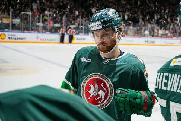 Ассист Алистрова помог "Ак Барсу" переиграть "Нефтехимик" без Сушко в матче КХЛ