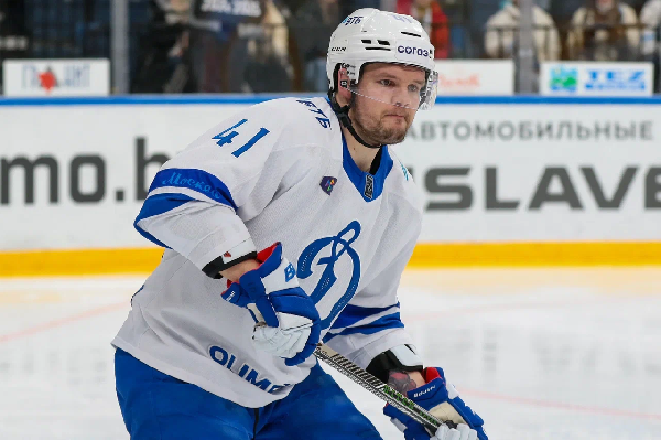 Белорусский защитник "Динамо" получил серьёзную травму в матче с "Ак Барсом"