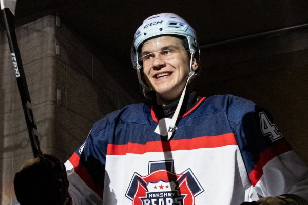 Илья Протас оформил "гол+пас" во втором матче АХЛ кряду