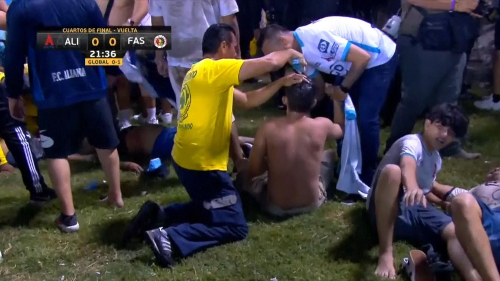 skynews-el-salvador-football_6162503 (1).jpg
