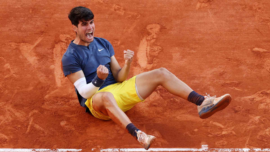 alcaraz-roland-garros-2024-final-celebration.jpg