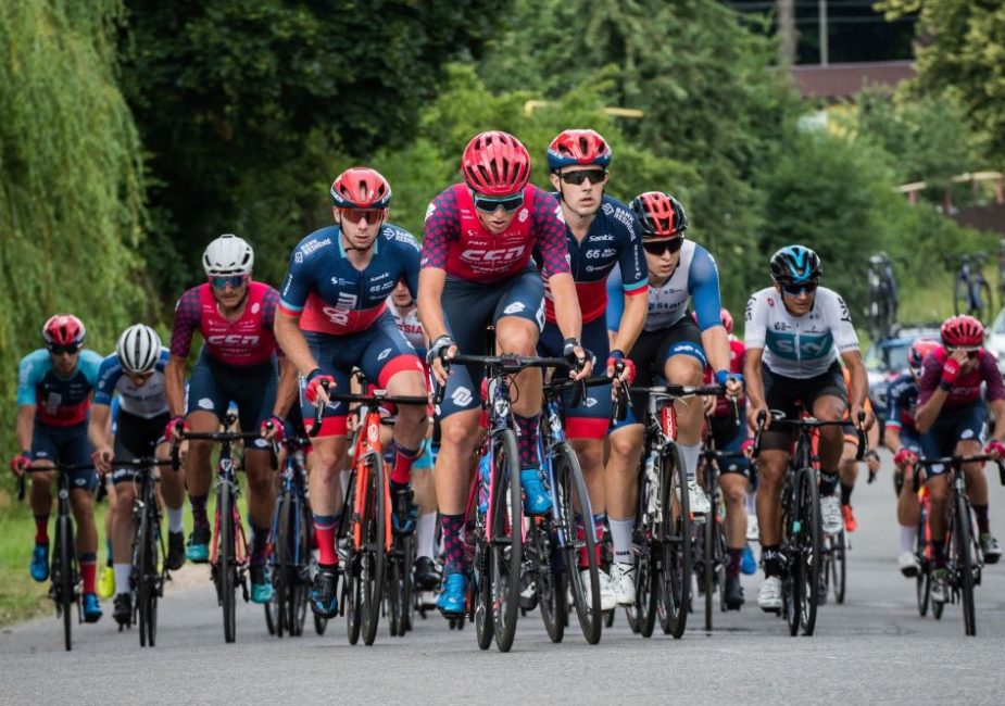 peloton--925x650.jpg