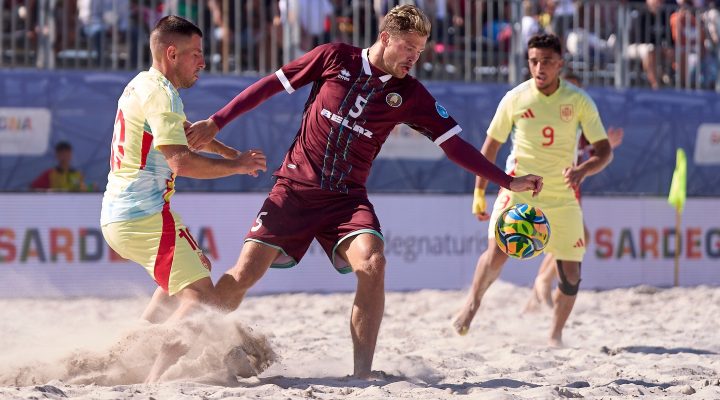 ispaniya-belarus-plyazhnyj-futbol-belarusi-720x400.jpg