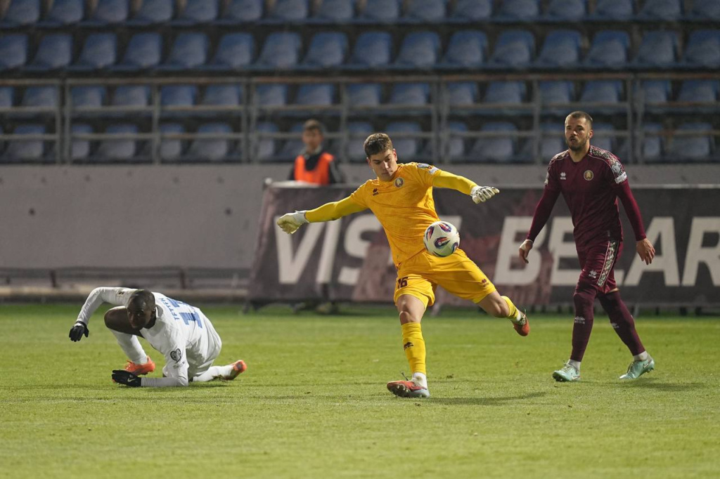 photo_2025-11-19_00-44-06.jpg photo_2025-11-19_00-44-06.jpg