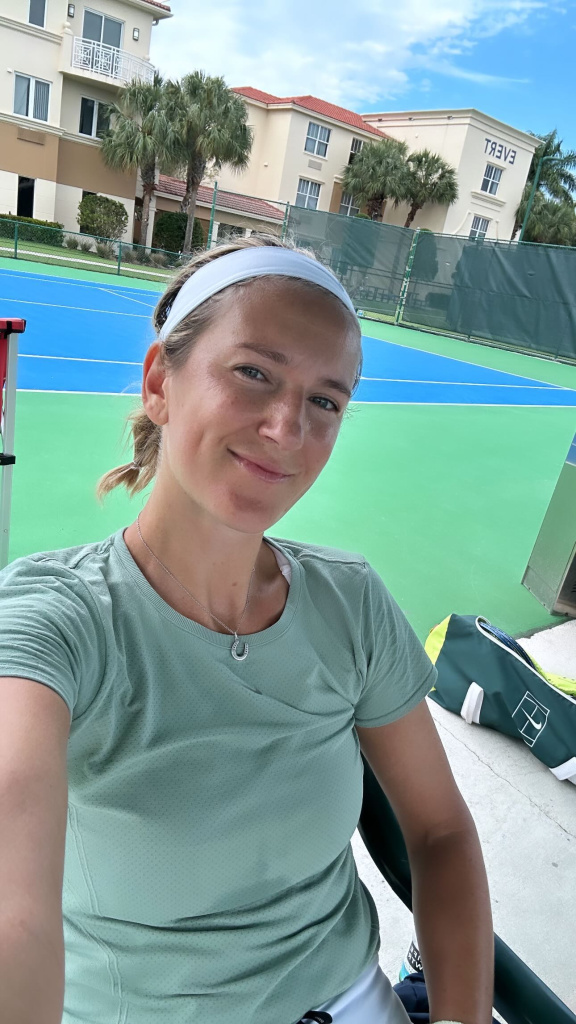 coach Viktoriya Azarenko (3).jpg