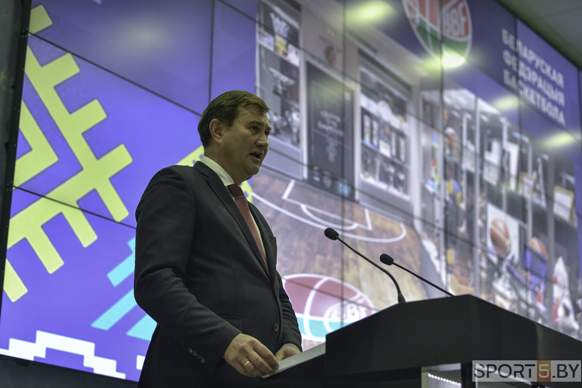 Максим Рыженков